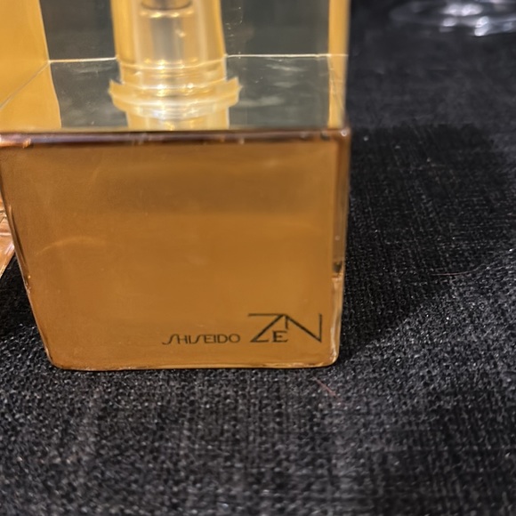 2 Zen by Shiseido Eau De Parfum Spray bottles 3.3 oz each for Women - Picture 3 of 5
